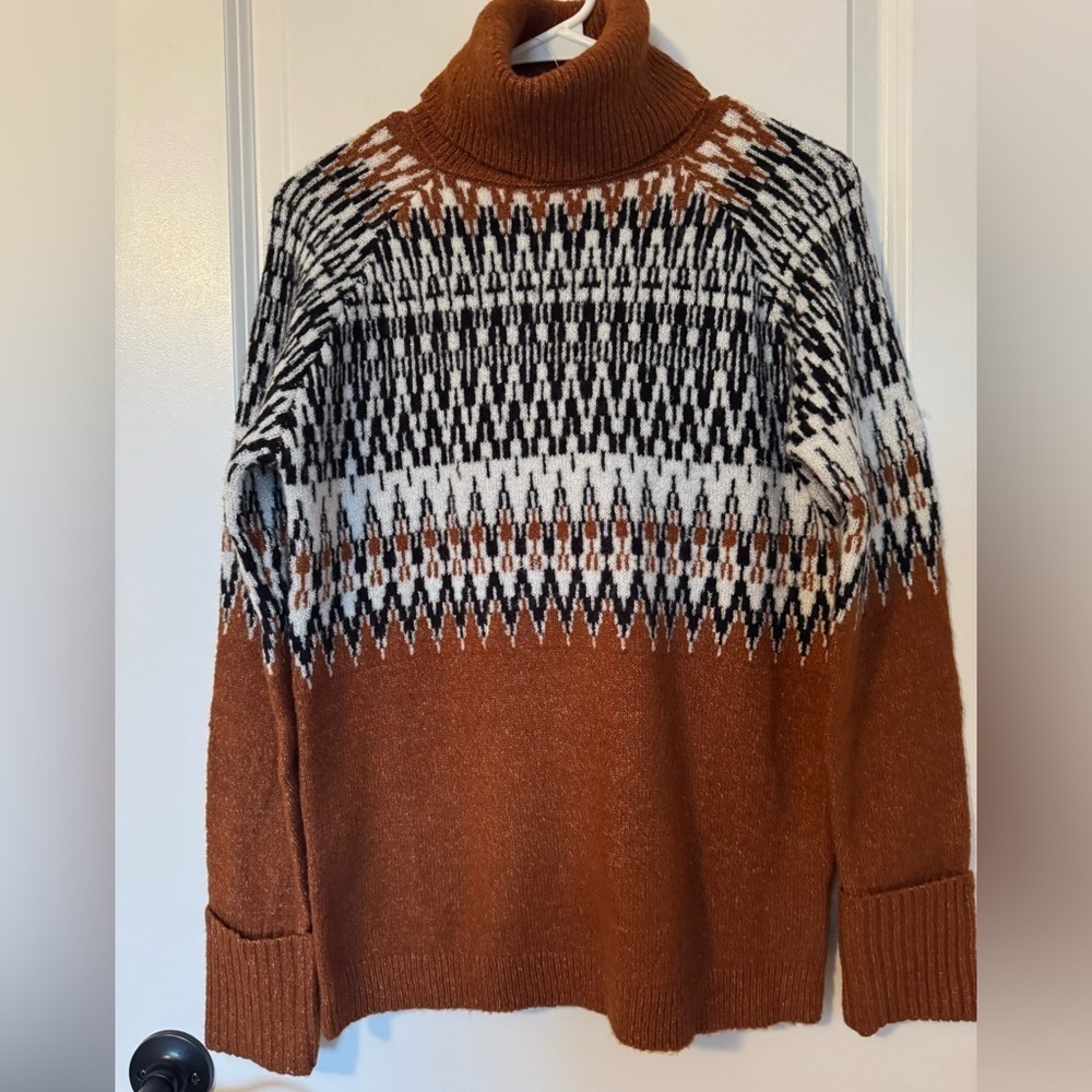 NWT John Paul Richard Turtleneck Sweater Size Small